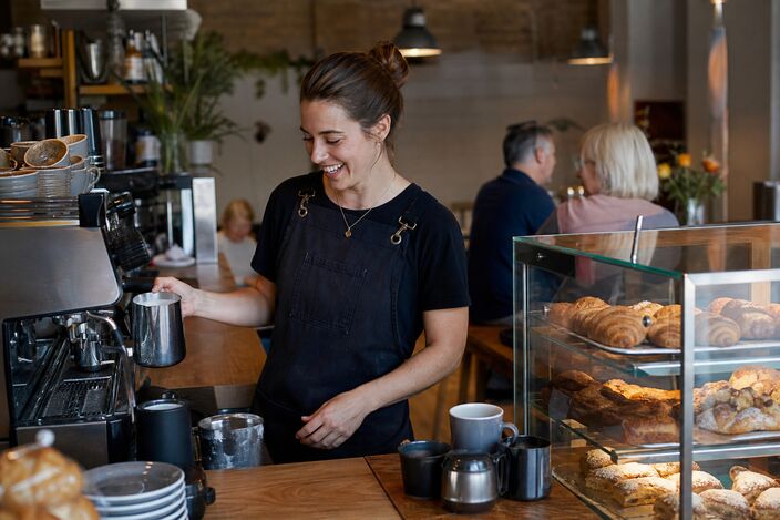 Cafe and restaurant bookkeeping